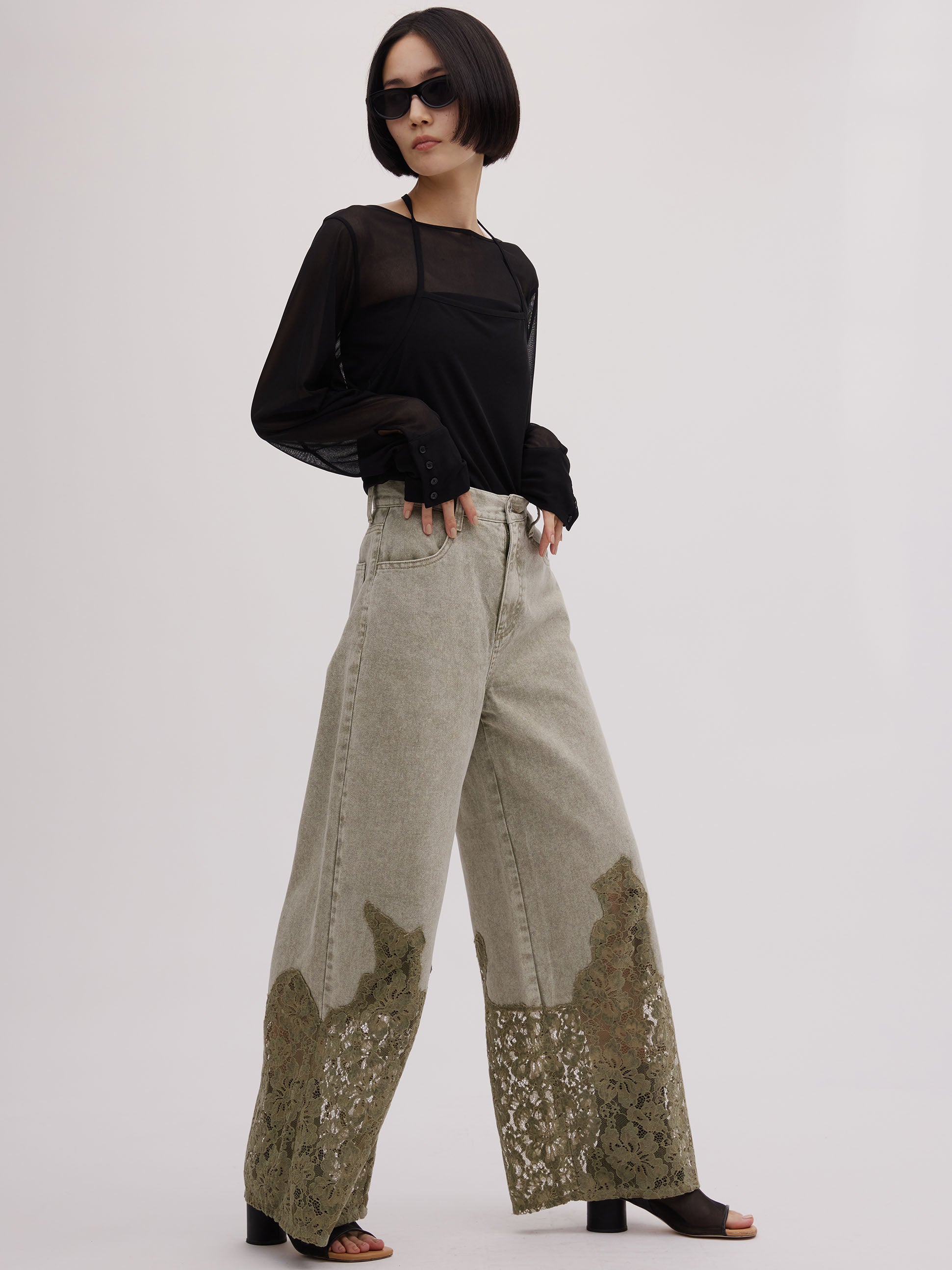 LACE DOCKING FADE DENIM PANTS