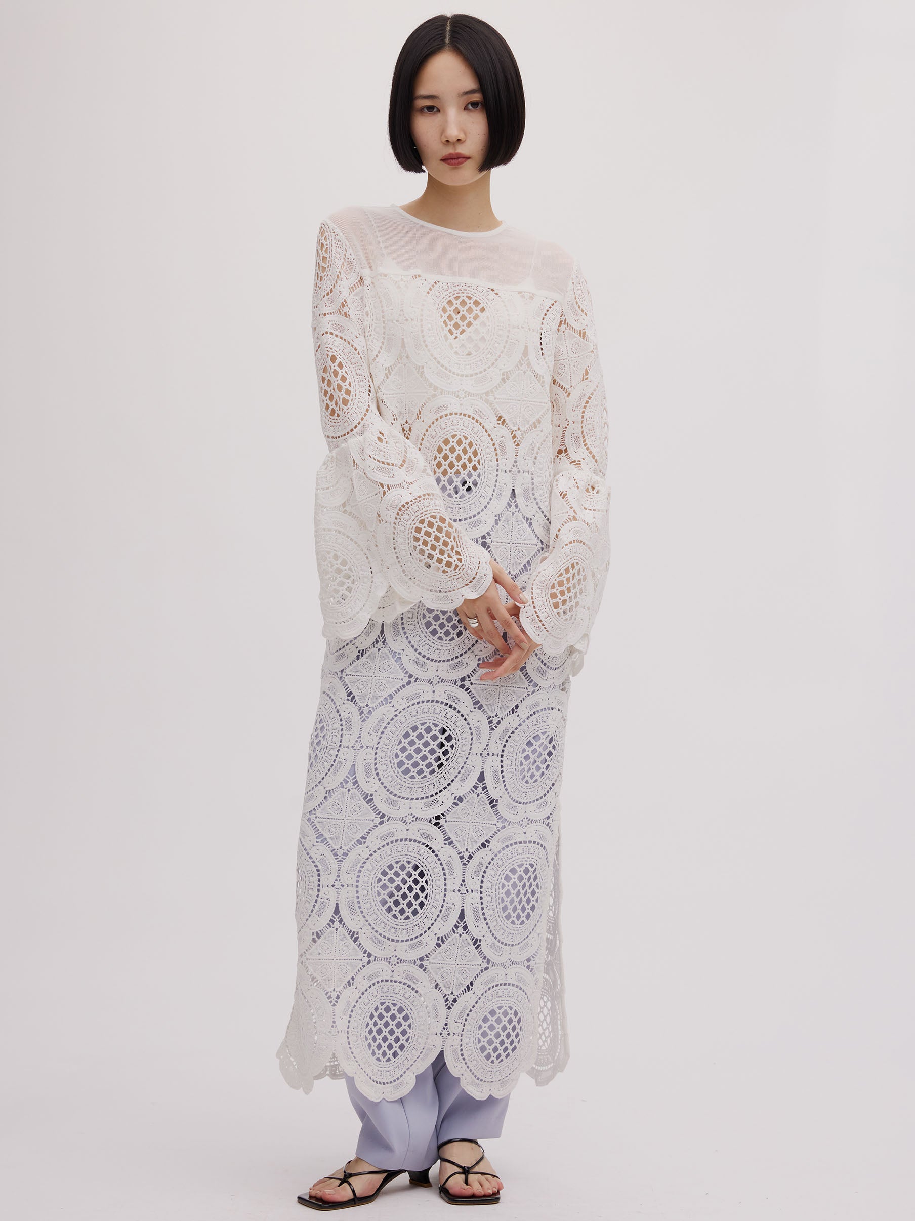 MEDI INDIAN BIG LACE DRESS