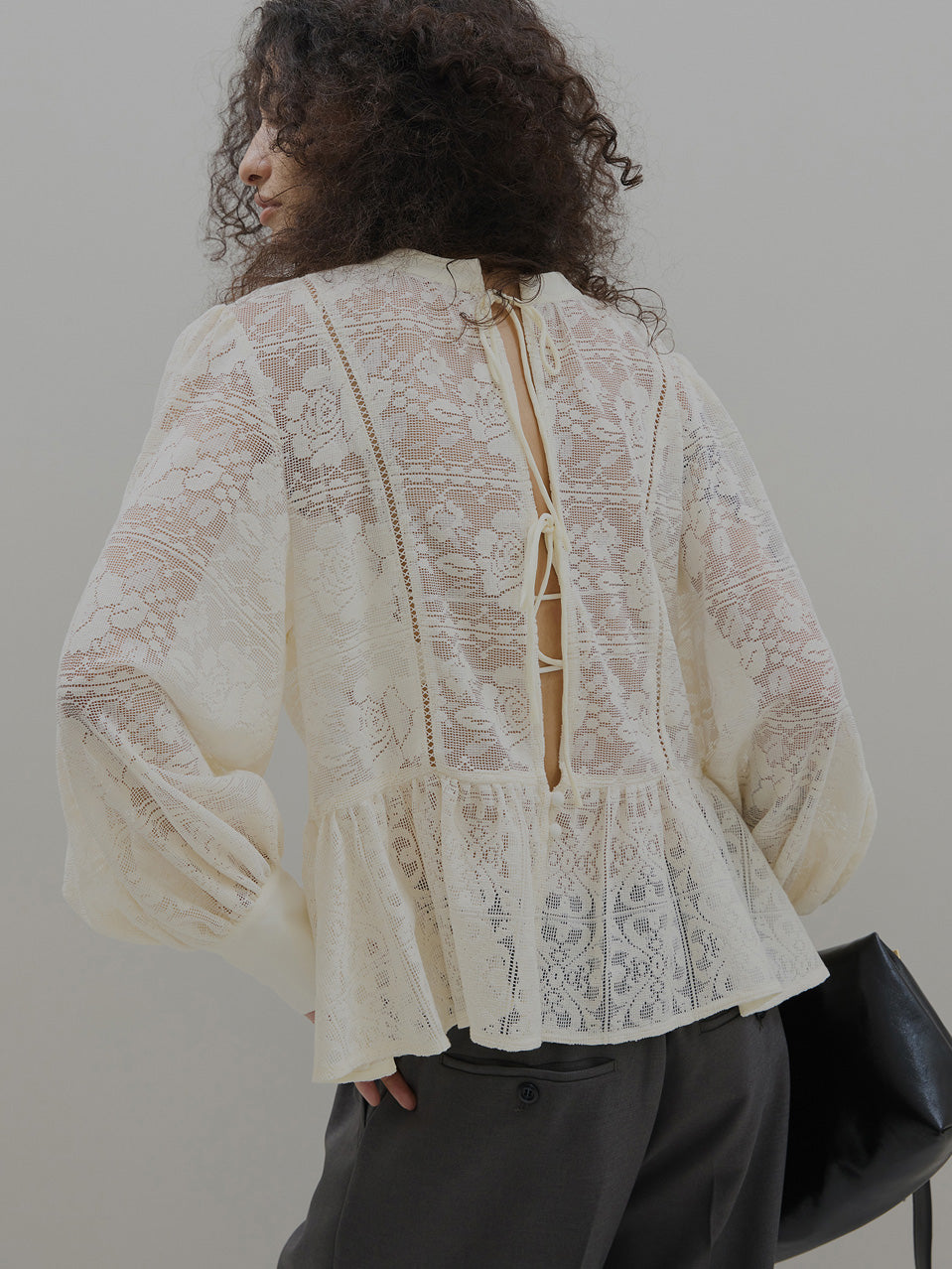 2WAY LACE PEPLUM BLOUSE