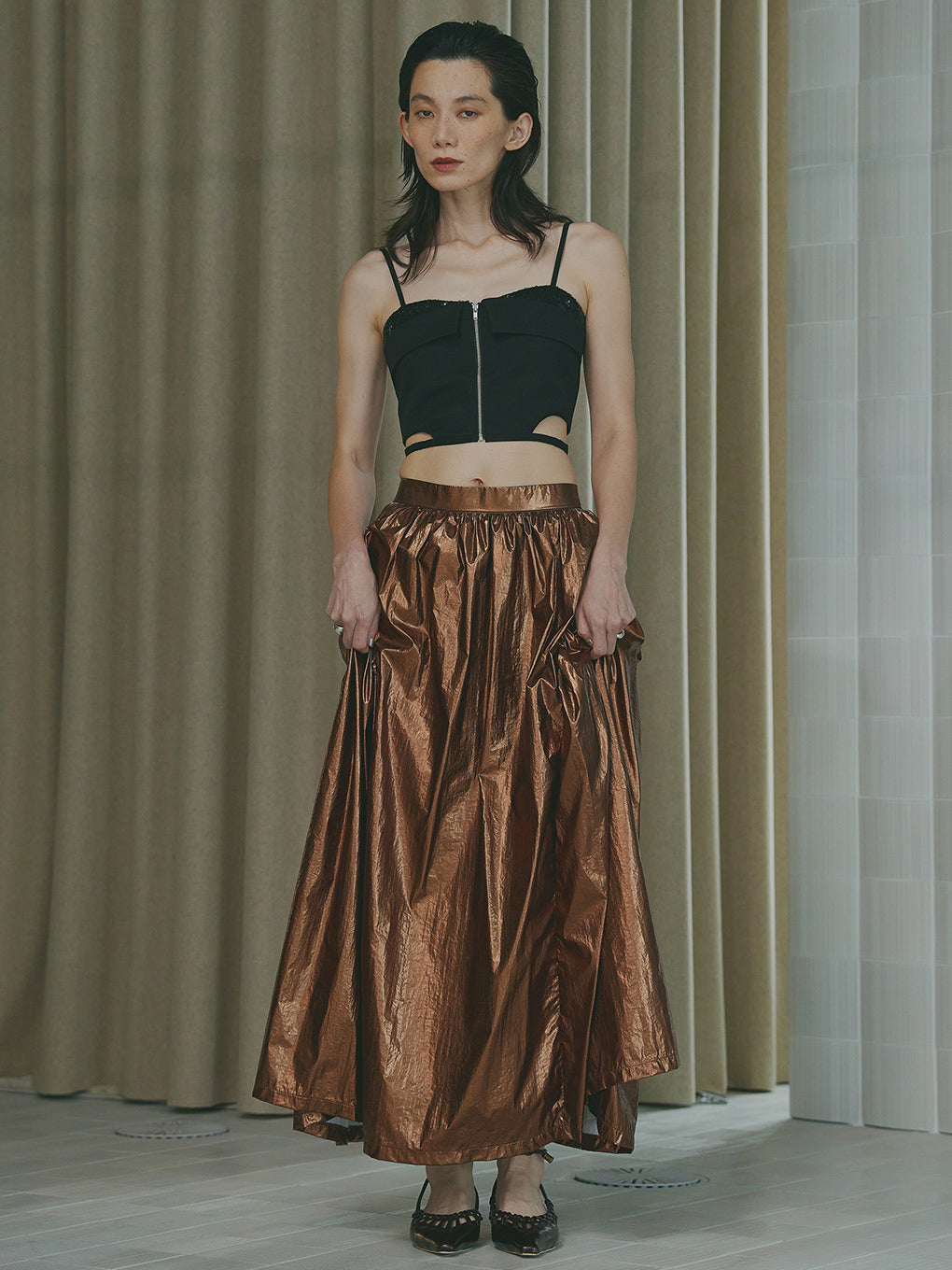 METALLIC VOLUME FLARE SKIRT