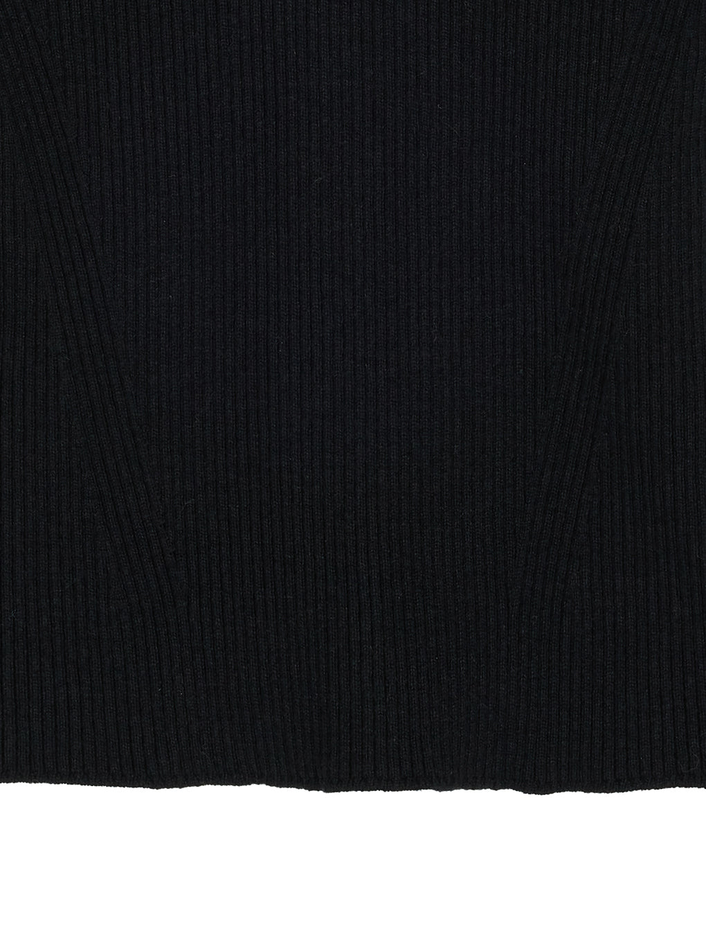 UND SCALLOPED LACE KNIT TOP