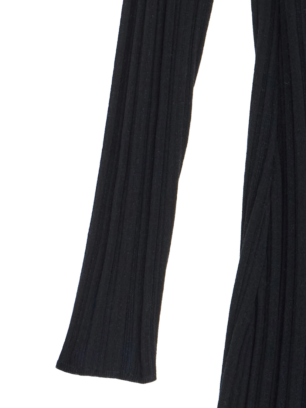 UND RANDOM RIB OFF SHOULDER KNIT DRESS