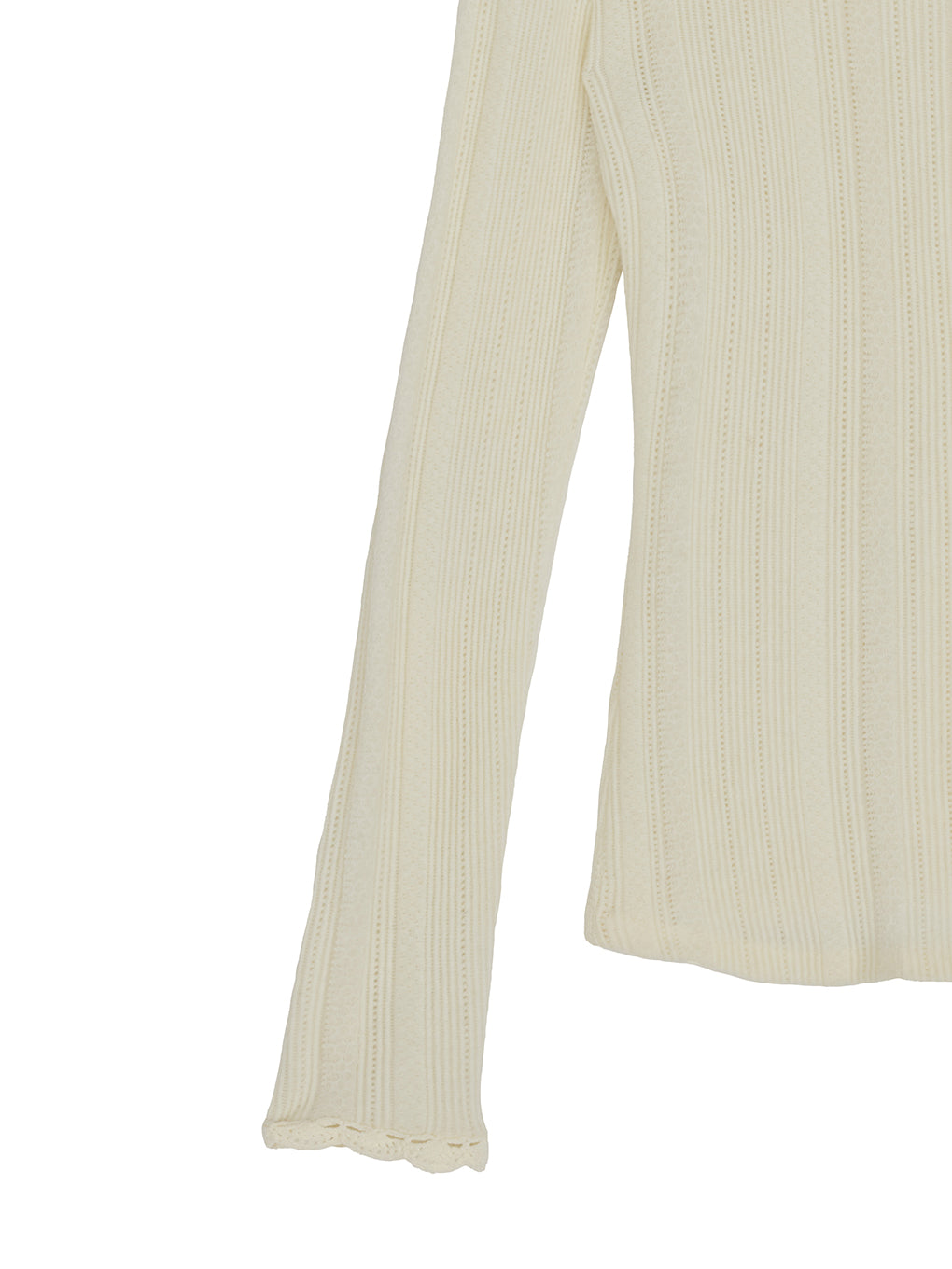 UND PIN TUCK LACE LIKE KNIT TOP