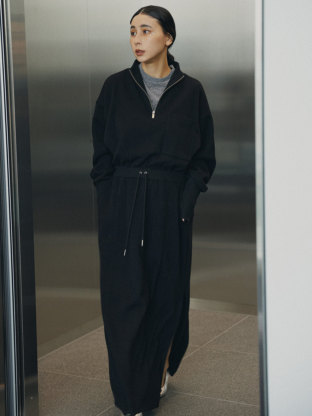 UND HALF ZIP SWEAT DRESS