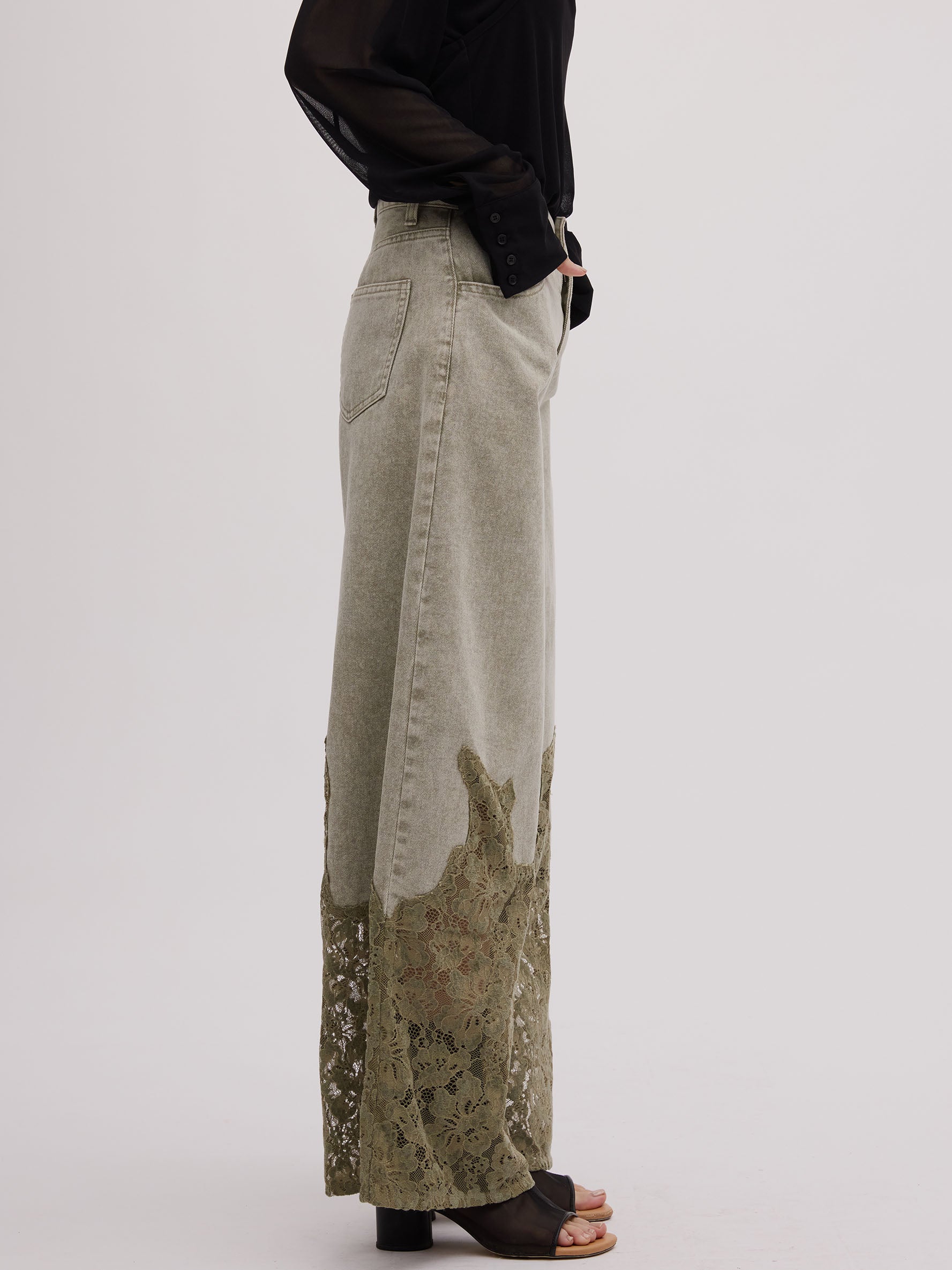 LACE DOCKING FADE DENIM PANTS
