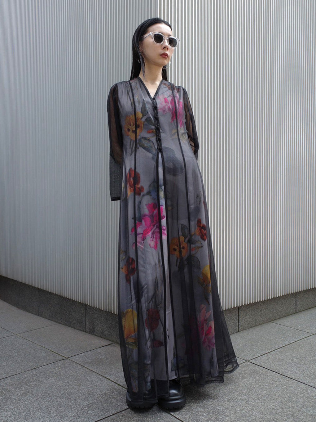 UND GRACE CHIFFON VEIL DRESS