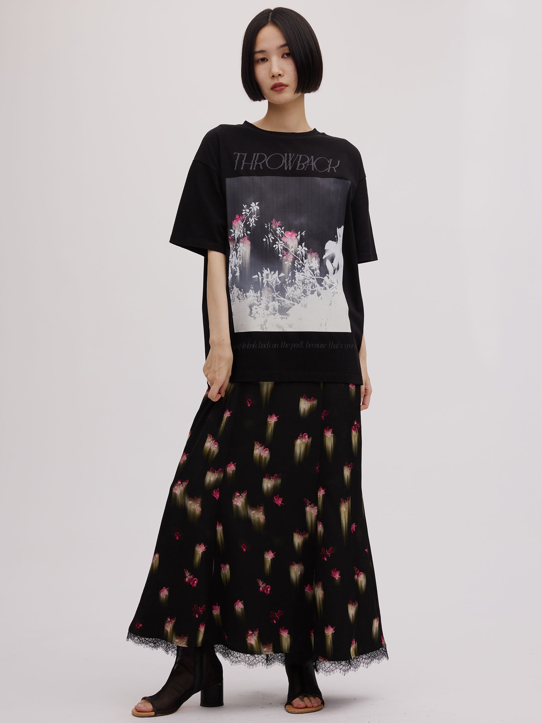 CLARA EMBROIDERY CONCEPT TEE