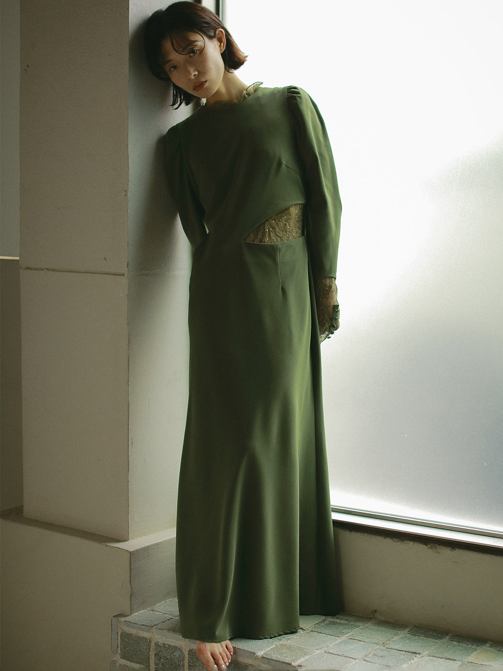 HOLE SPANGLE LACE DRESS 