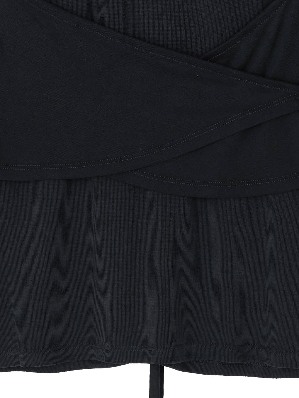HALTER DRAPE DOCKING CUT TOP
