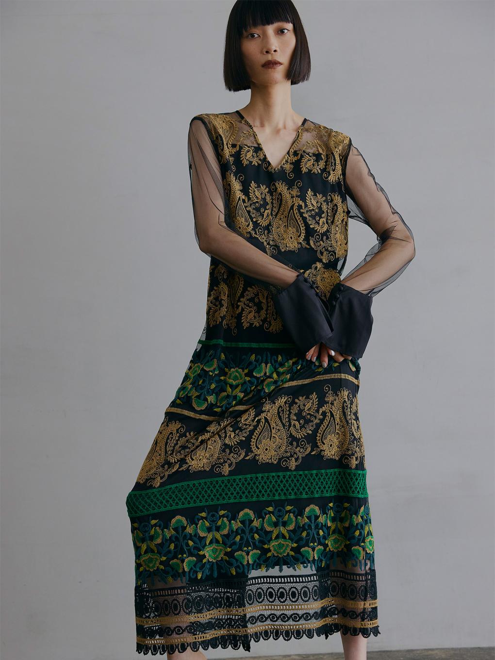 PAISLEY EMBROIDERY DRESS