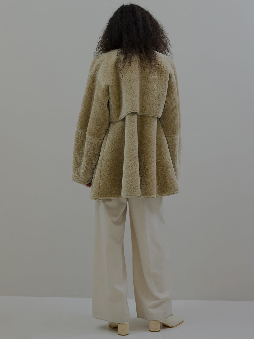 BOA HIGH NECK BOLERO