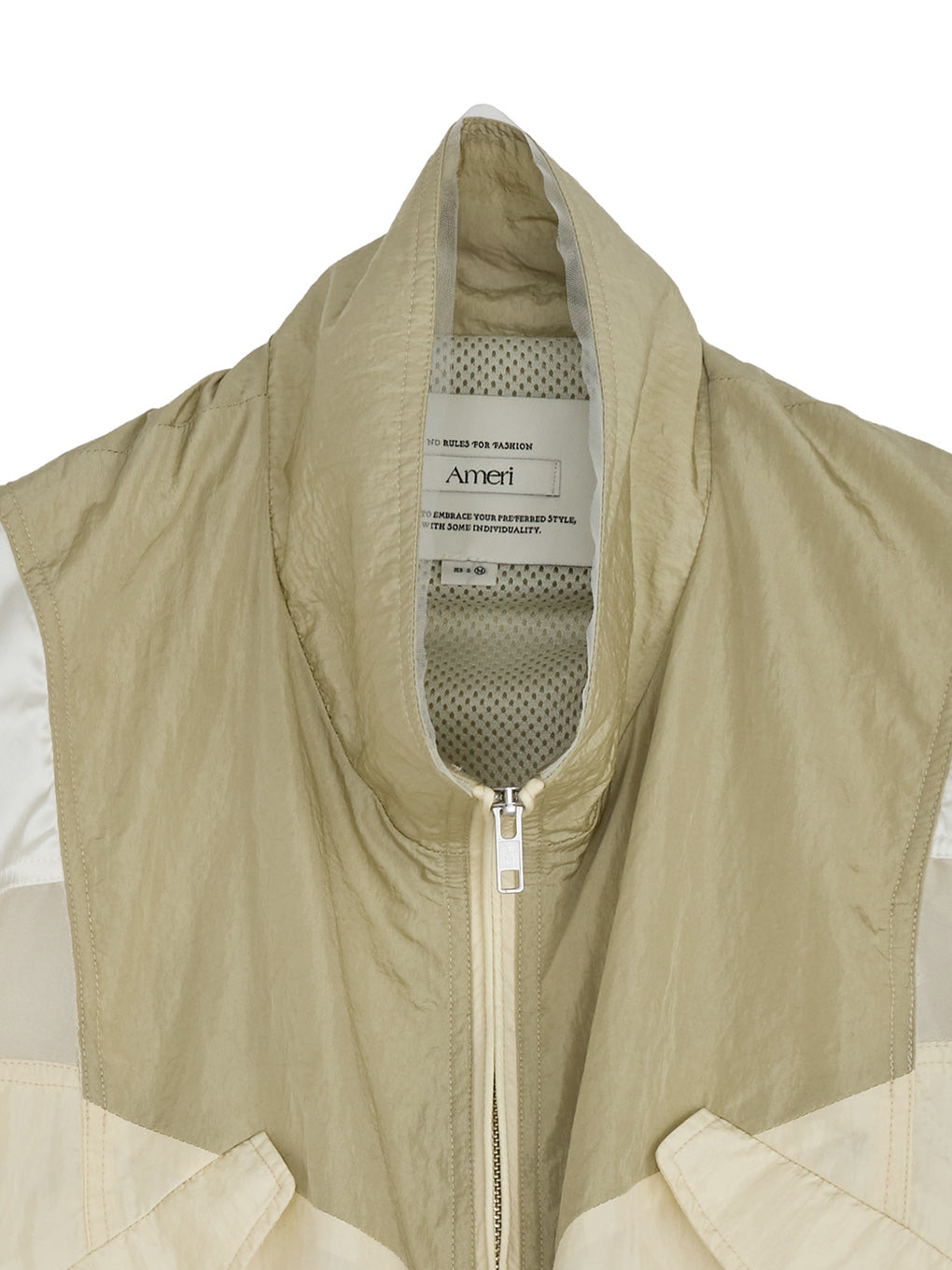 DEFORM DOCKING NYLON JACKET