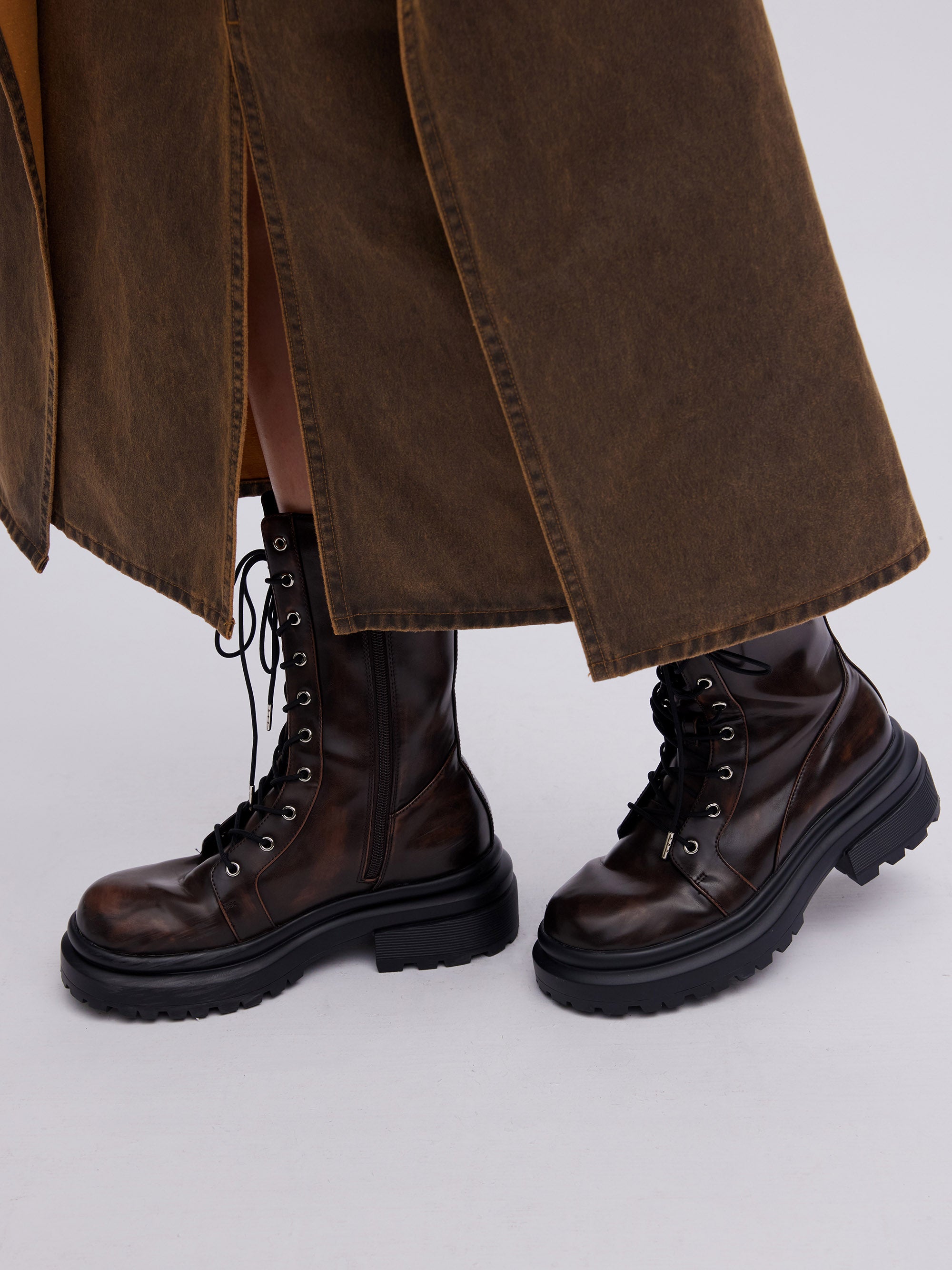 LACE UP TANK SOLE BOOTS