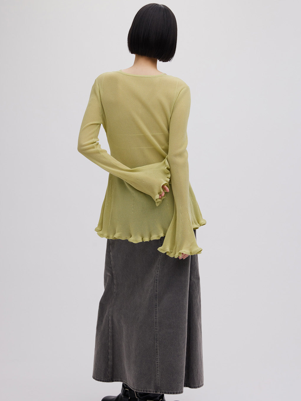 SHEER FRILL V NECK KNIT TOP