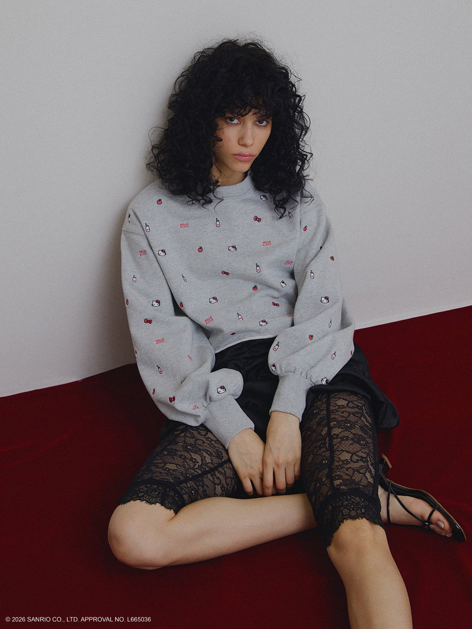 HELLO KITTY×Ameri EMBROIDERY SWEAT TOP