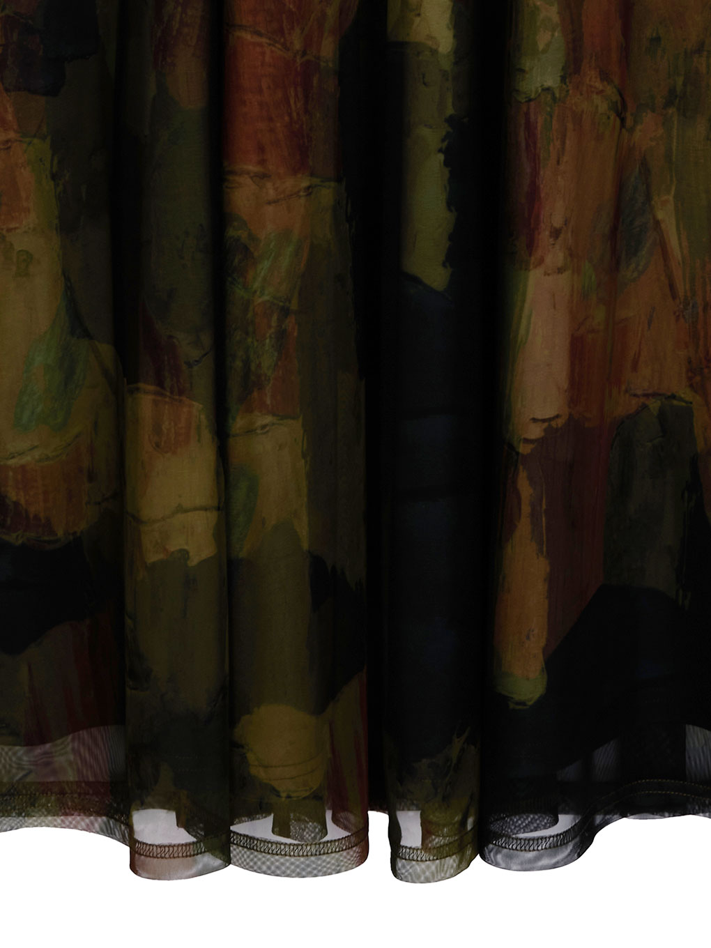 UND GYPSUM ART DRESS