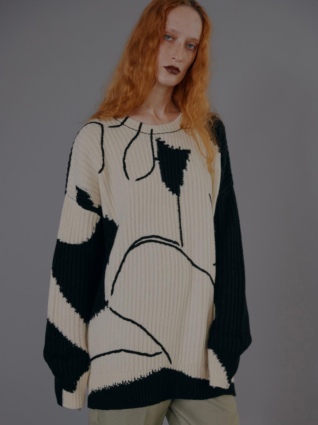 ABSTRUCT WOMAN PAINT KNIT 