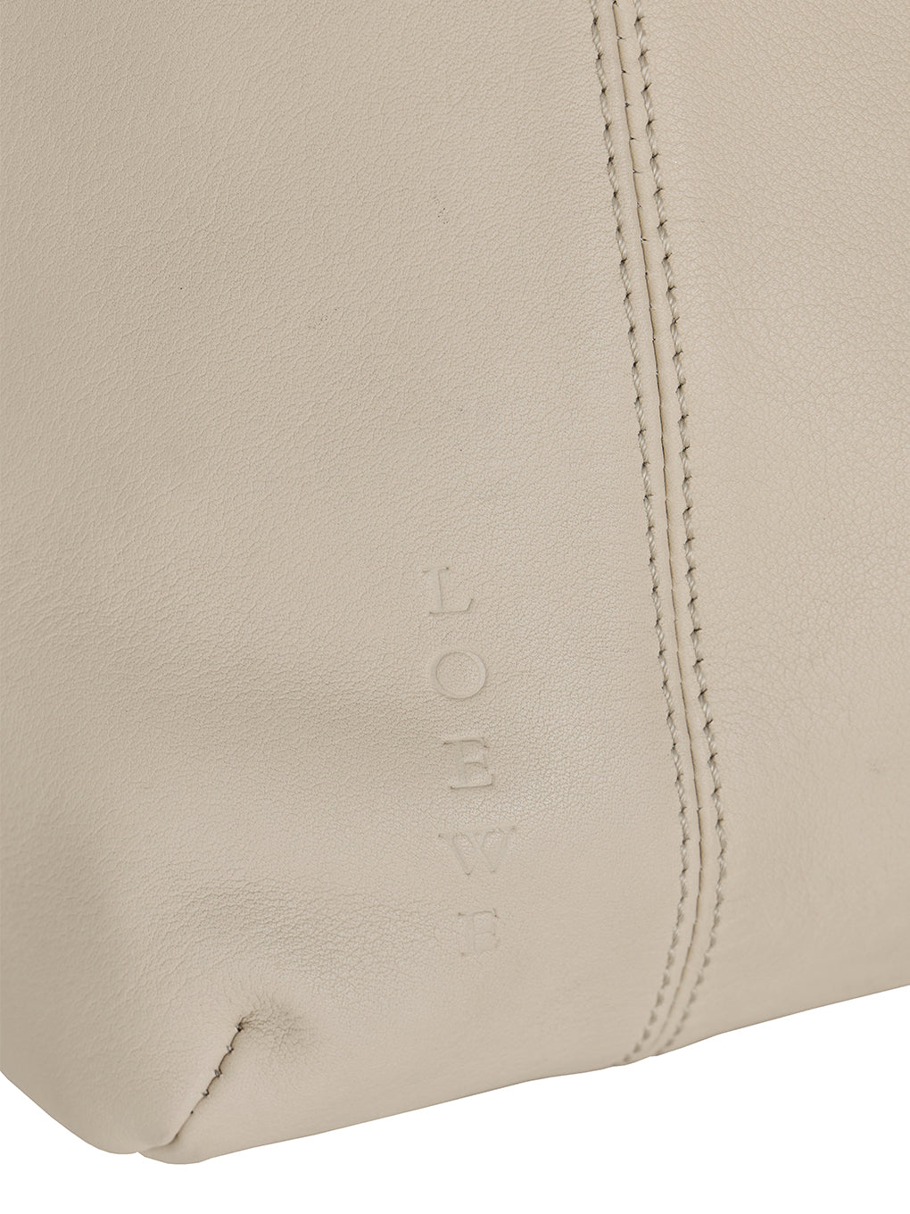LOEWEハンドバッグ