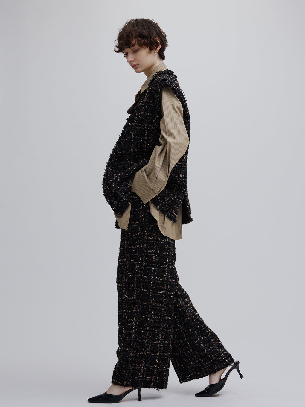 UND TEXTURE TWEED VEST