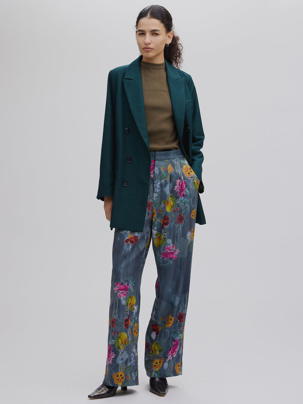 UND GRACE JACQUARD PRINT PANTS