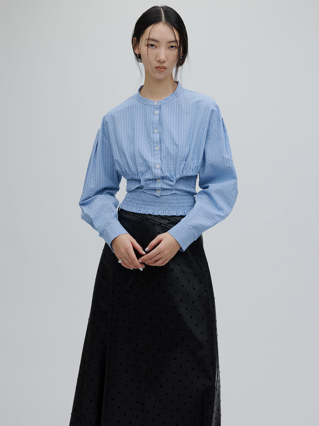 SHIRRING LAYERED SHORT SHIRT