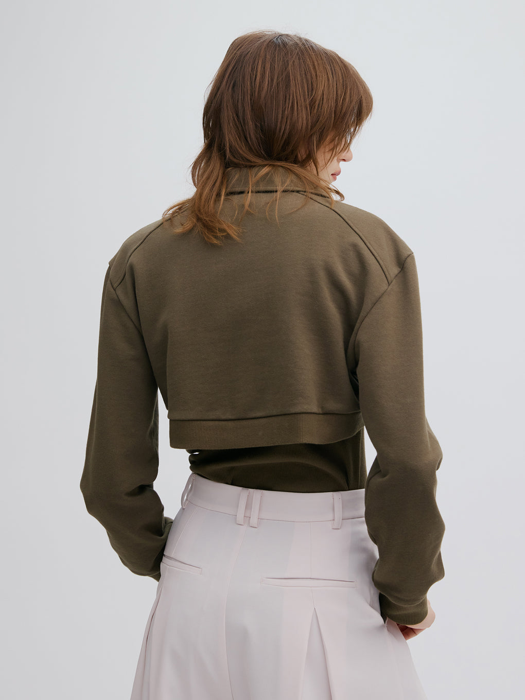 UND BOX SHOULDER CUT TOP