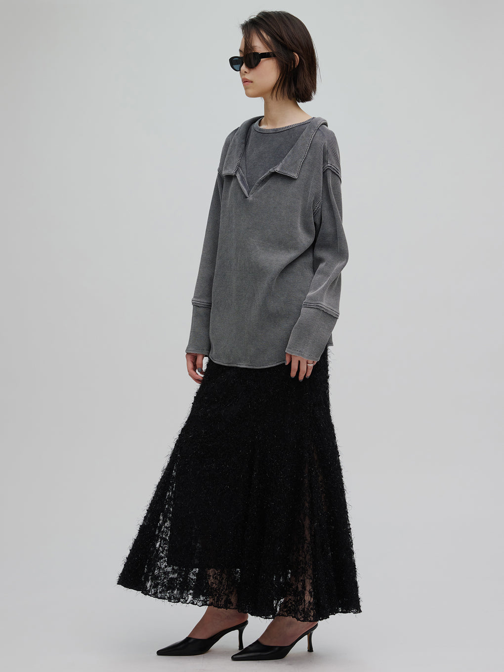 WAFFLE LAYERED DESIGN CUT TOP