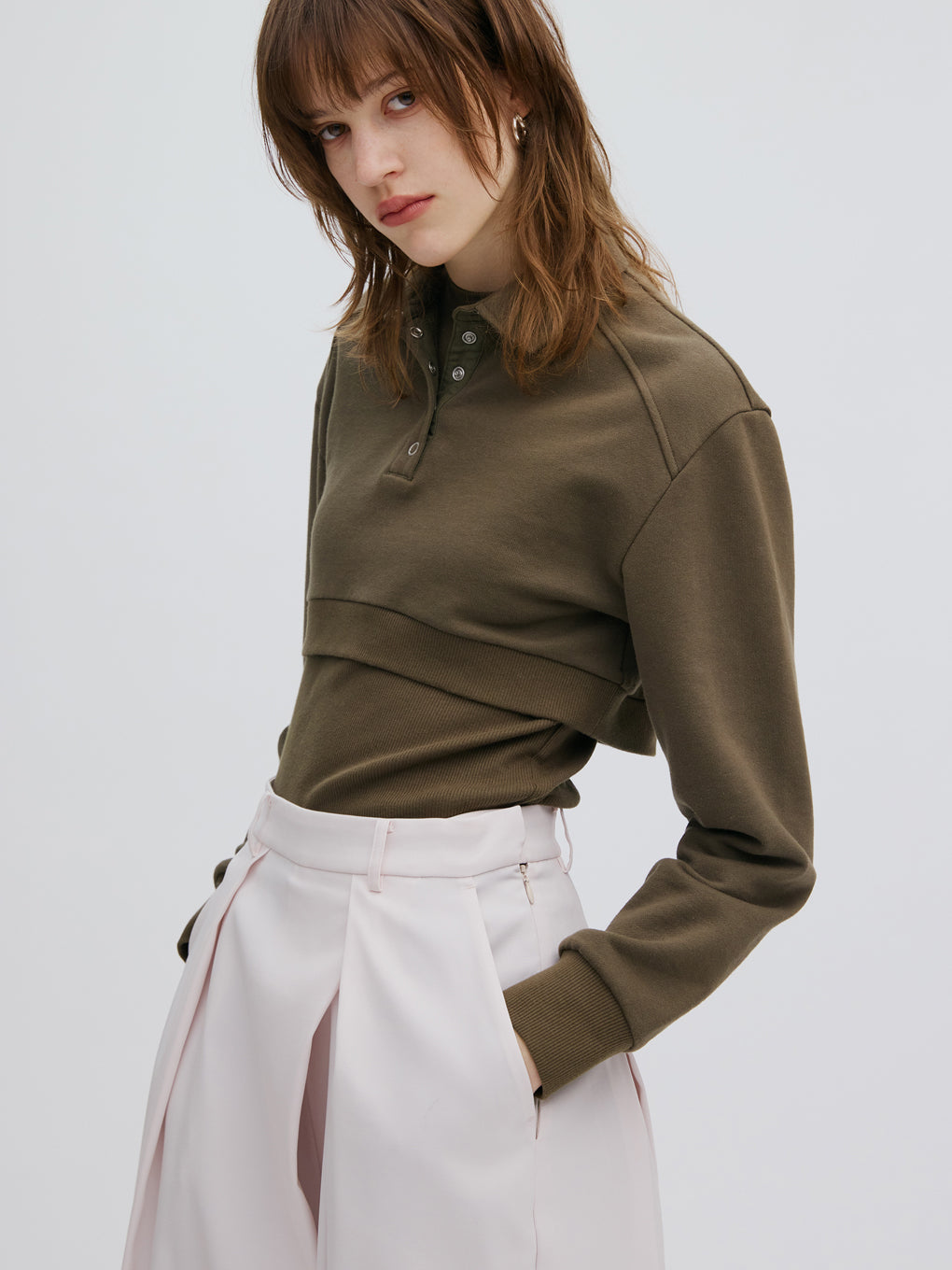 UND BOX SHOULDER CUT TOP