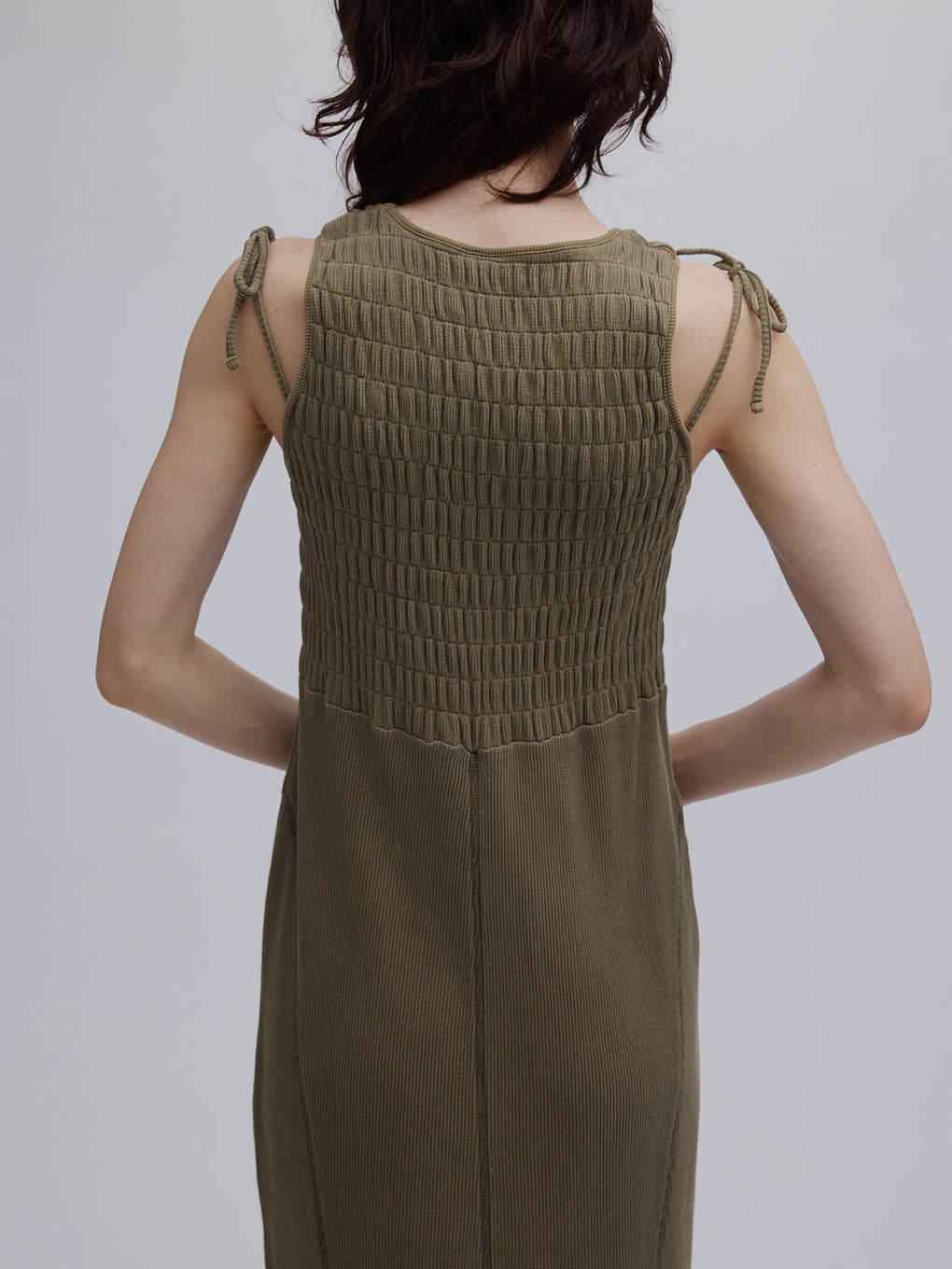 PIGMENT SHIRRING CUT DRESS