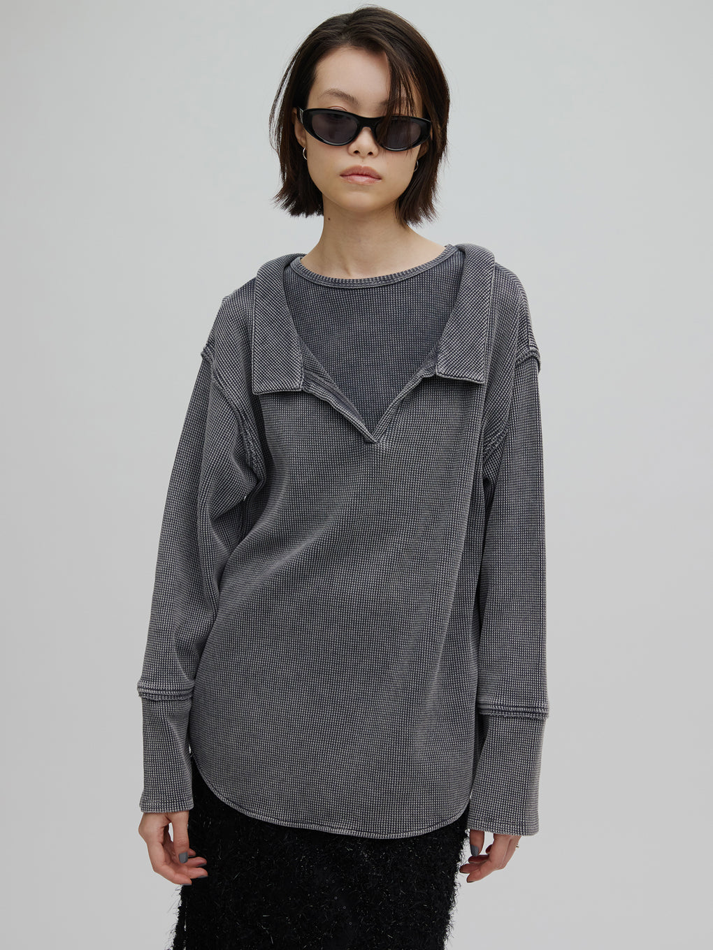 WAFFLE LAYERED DESIGN CUT TOP