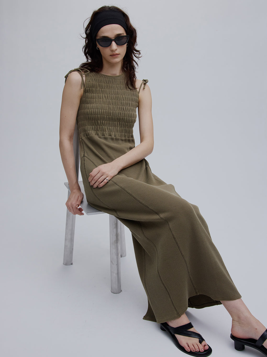 PIGMENT SHIRRING CUT DRESS
