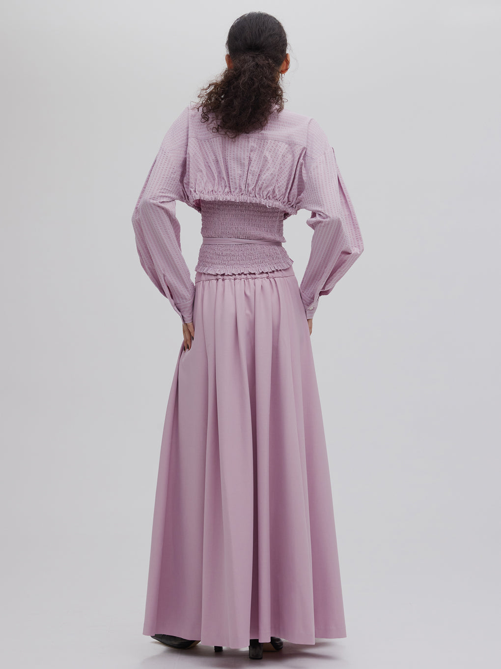 UND RANDOM TUCK FLARE SKIRT