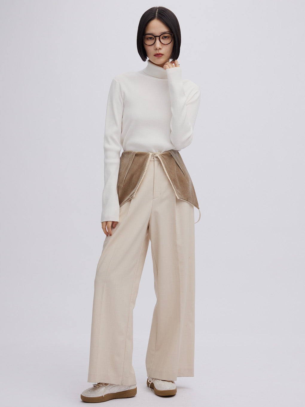 BEST TOUCH GARTER DETAIL KNIT TOP
