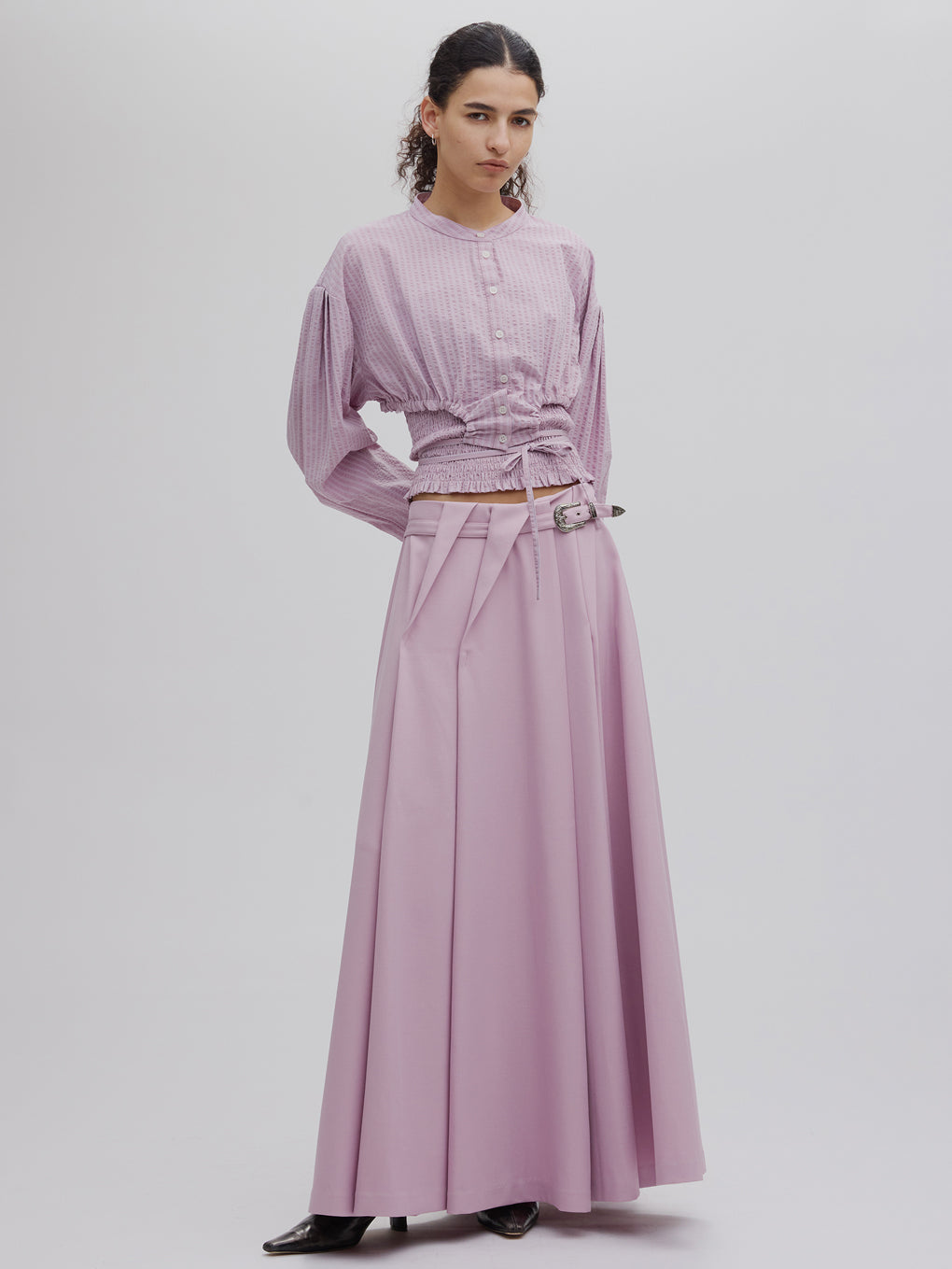 UND RANDOM TUCK FLARE SKIRT