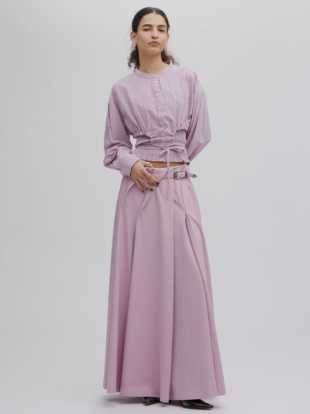 UND RANDOM TUCK FLARE SKIRT