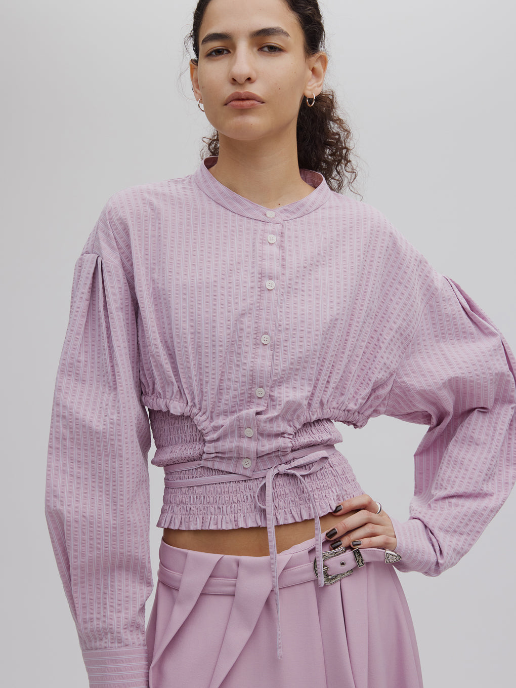 SHIRRING LAYERED SHORT SHIRT