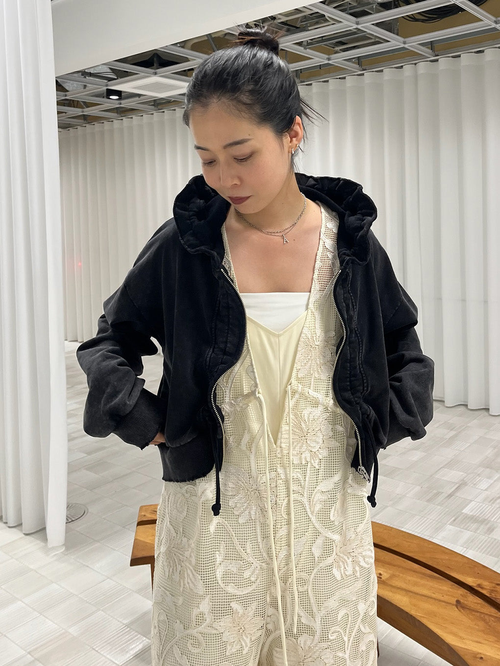 OYSTER SILHOUETTE HOODIE