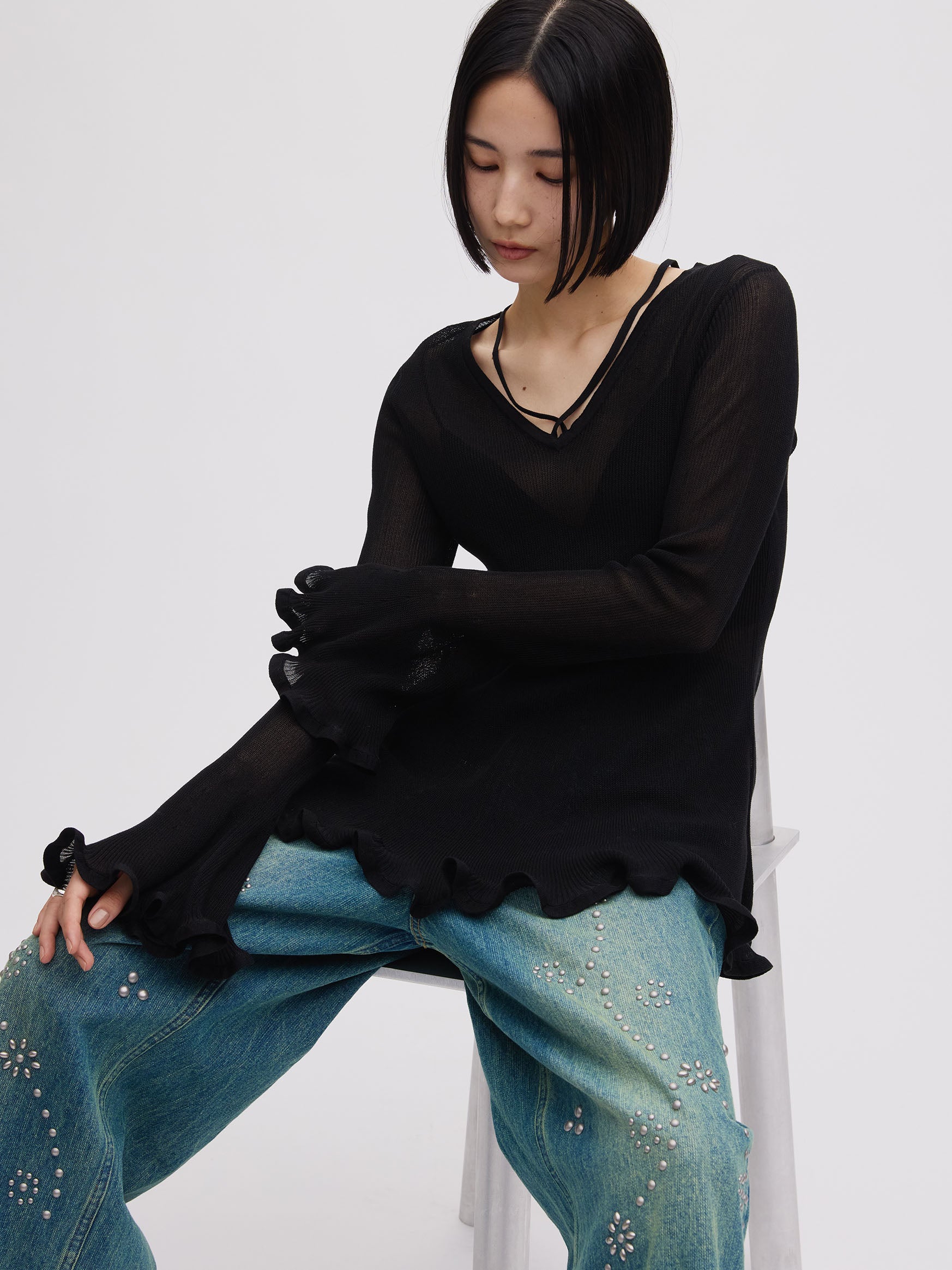 SHEER FRILL V NECK KNIT TOP