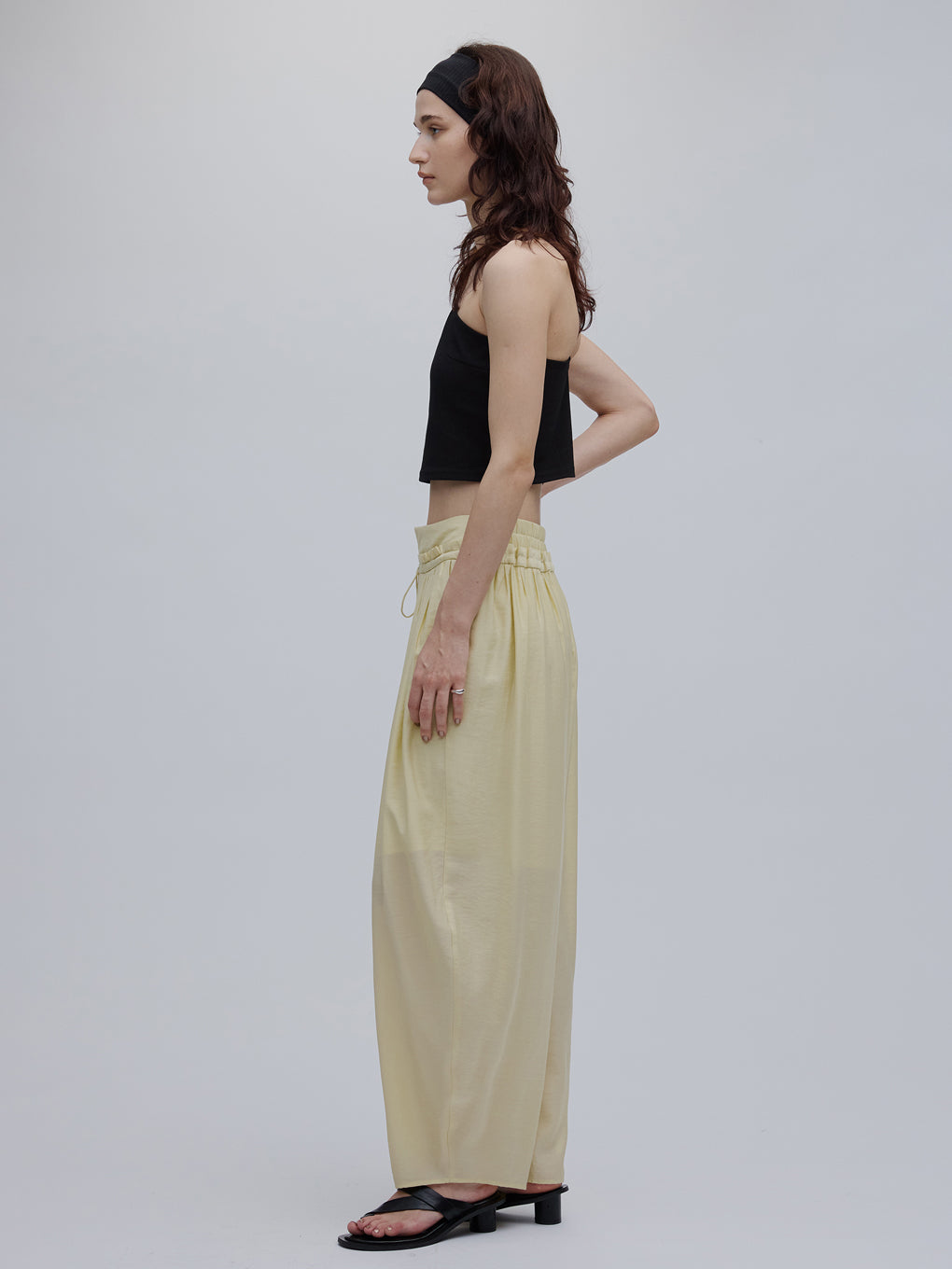 VOLUME BARREL SHEER PANTS