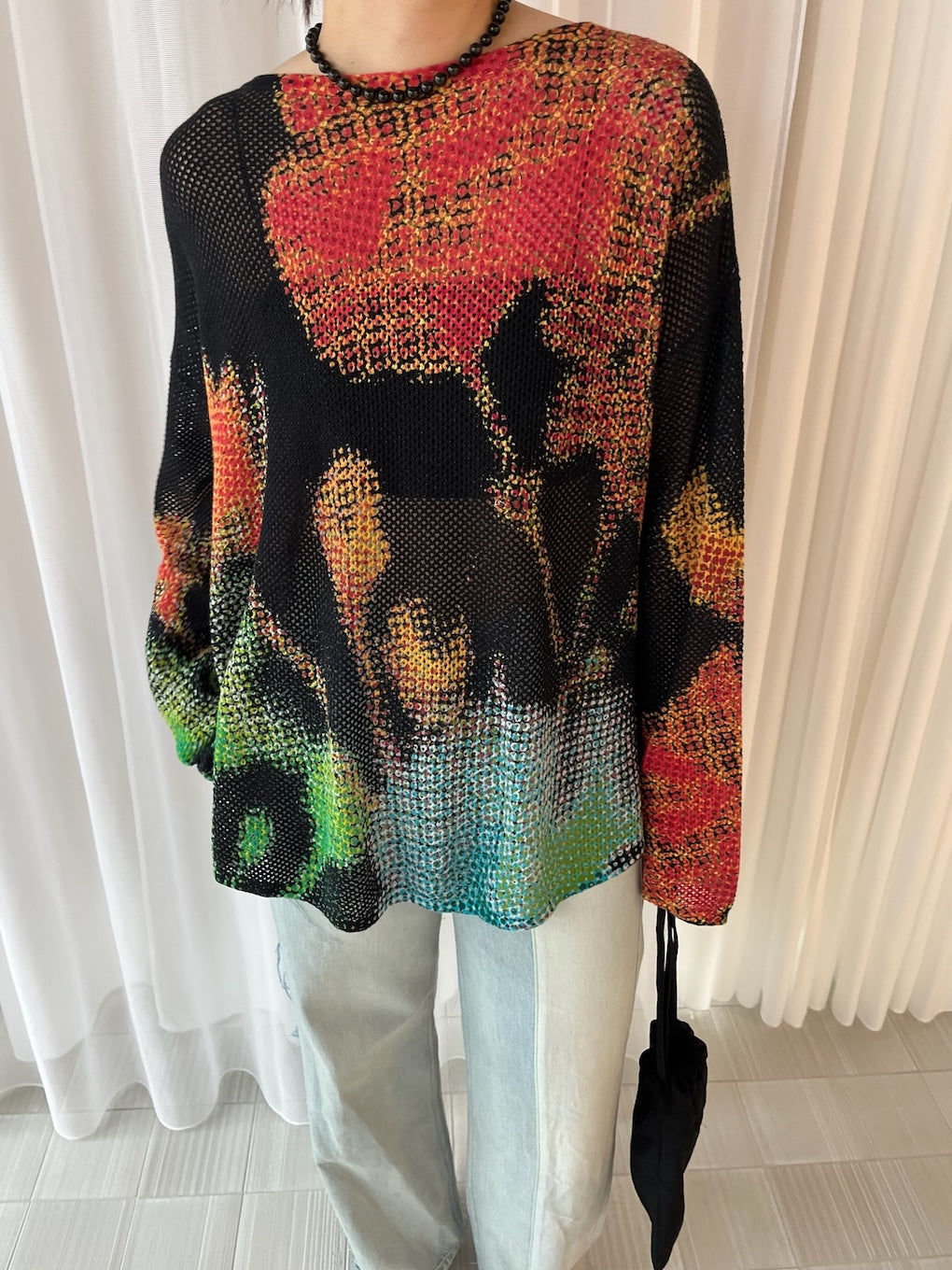 LOW RESOLUTION FLOWER KNIT TOP