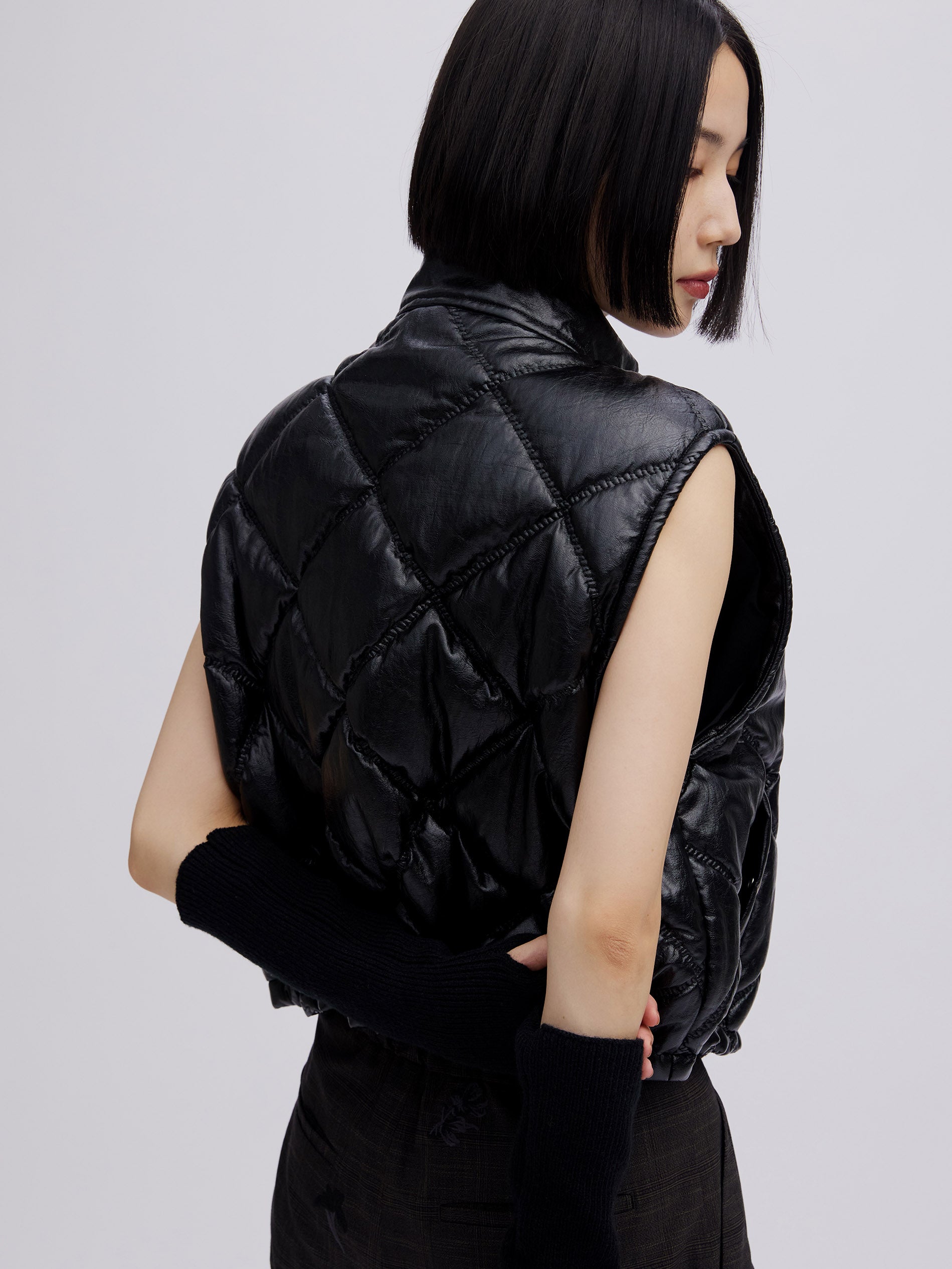 SYNTHETIC LEATHER QUILTING MINI VEST