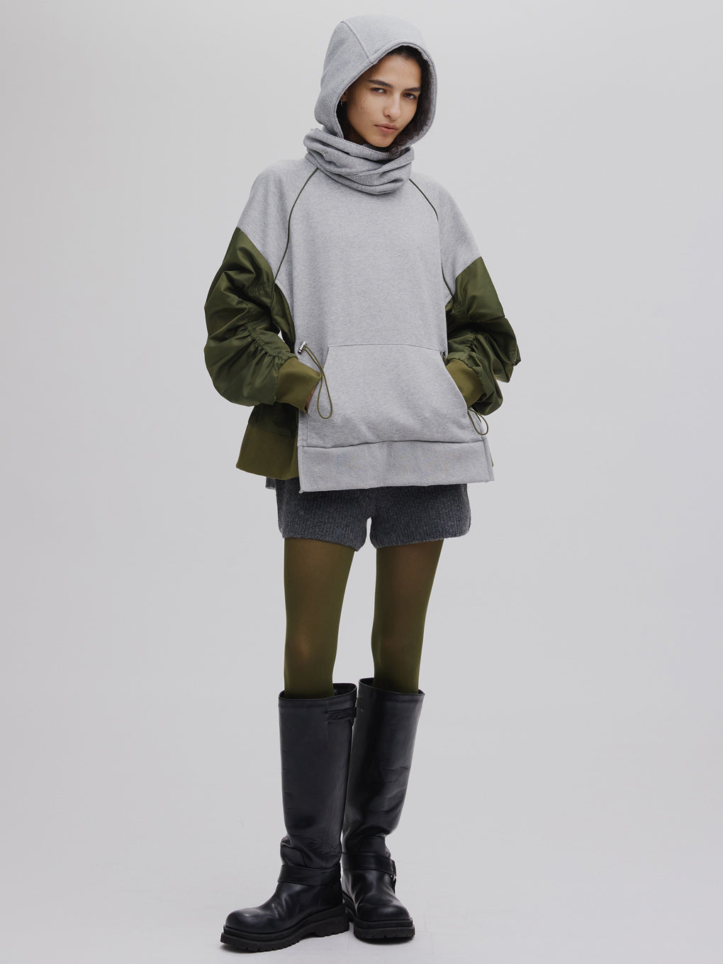 UND MILITARY DOCKING SWEAT TOP