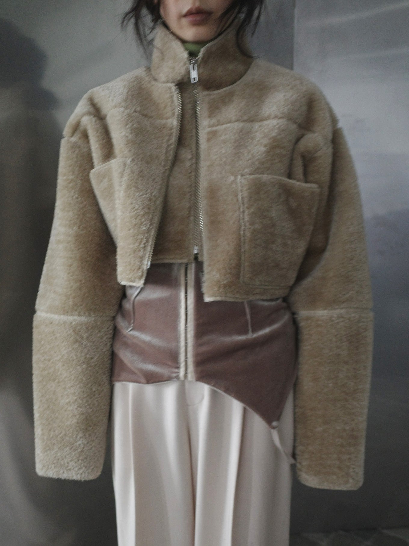 BOA COLLARLESS REVERSIBLE SHORT JACKET