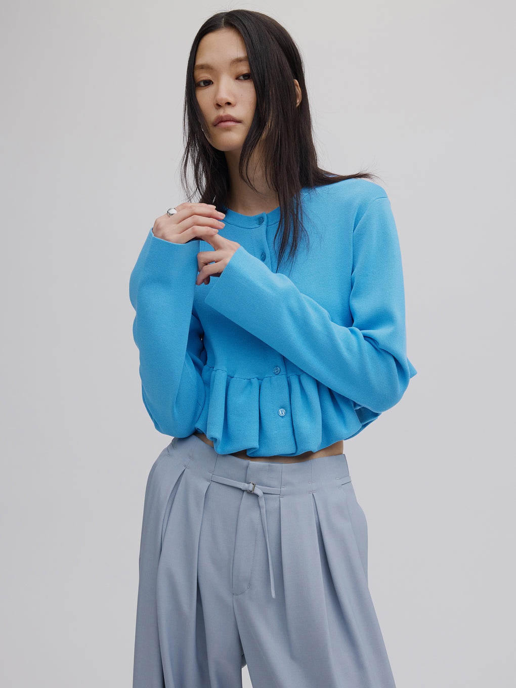 COMPACT BALLOON PEPLUM KNIT CARDIGAN