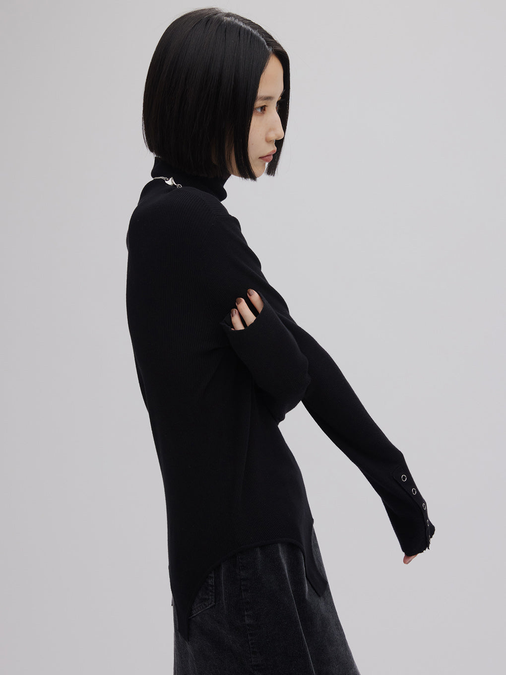 BEST TOUCH GARTER DETAIL KNIT TOP