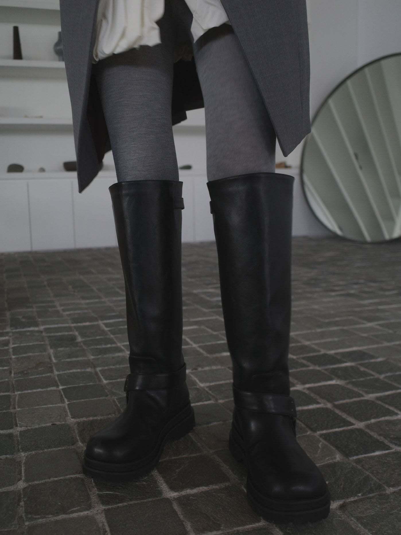 SIDE WAVE BUCKLE LONG BOOTS