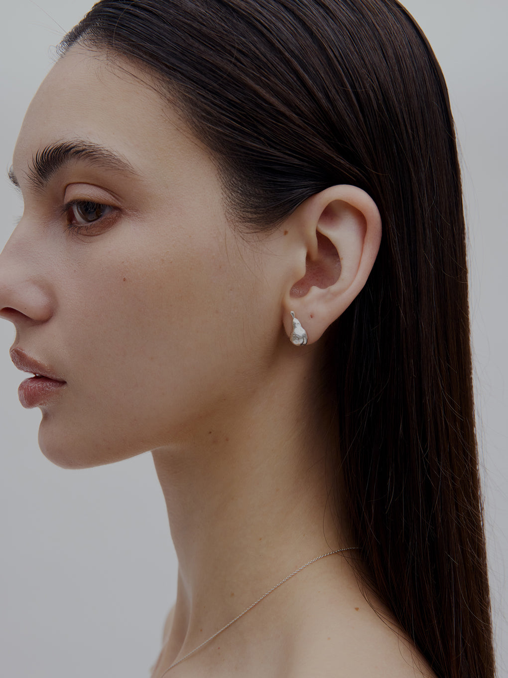 MEDI SLV925 PEAR PIERCE