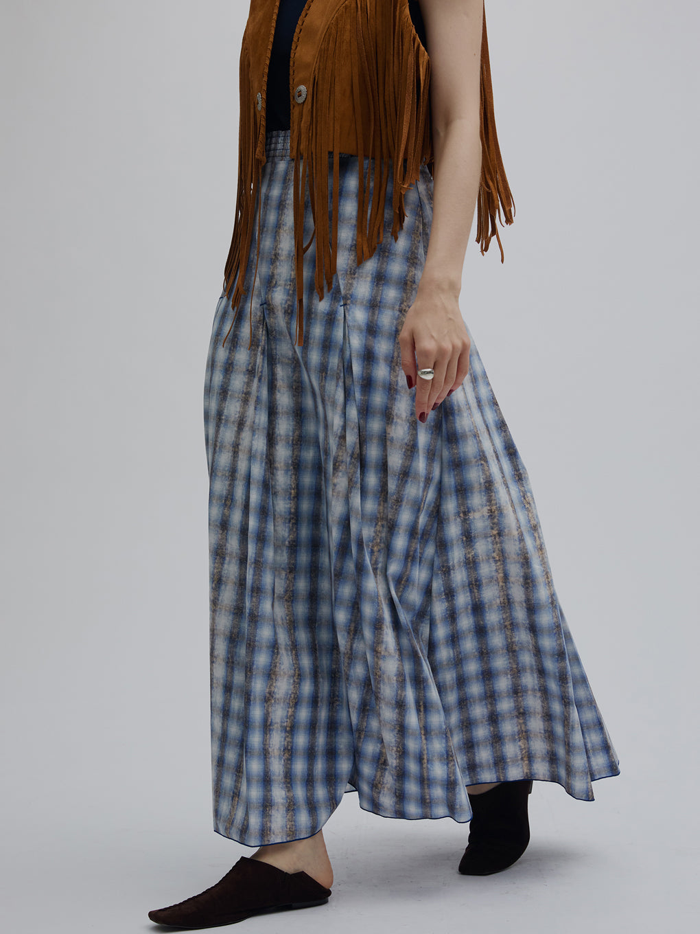 UNEVEN CHECK SPIRAL SKIRT