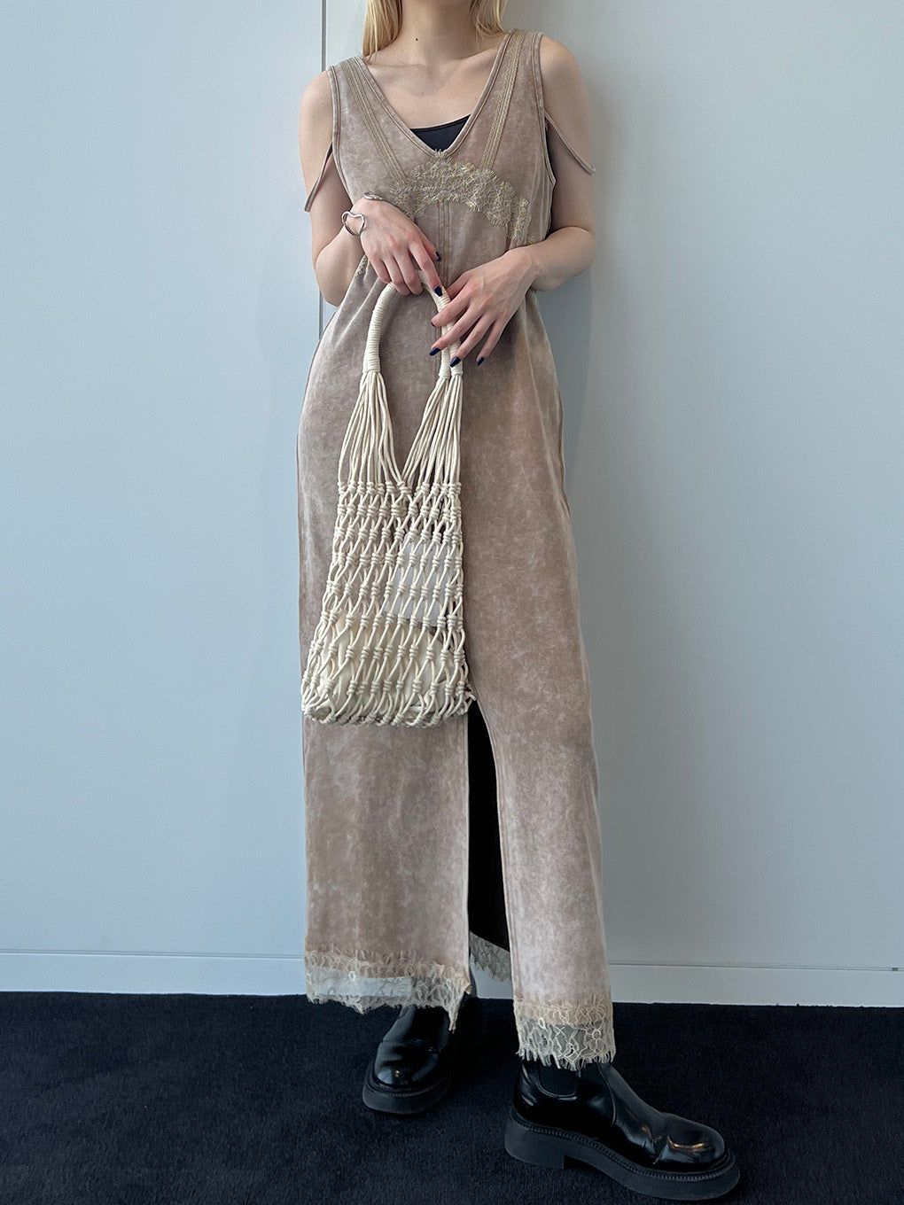 HAND WIDE MESH BAG