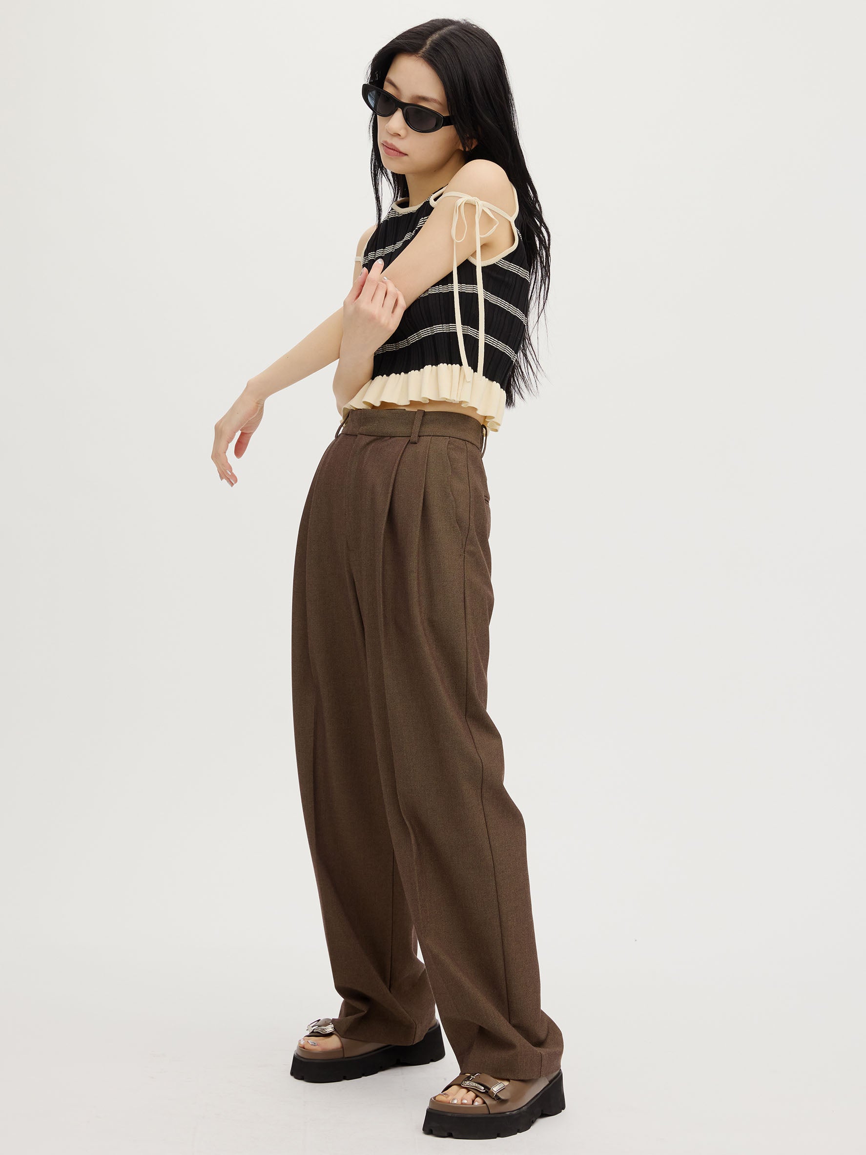 MEDI PURIPURI SHORT KNIT TOP
